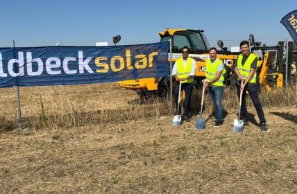 GOLDBECK SOLAR und Encavis feiern symbolischen Spatenstich für Solarpark (Foto: GOLDBECK SOLAR GmbH)